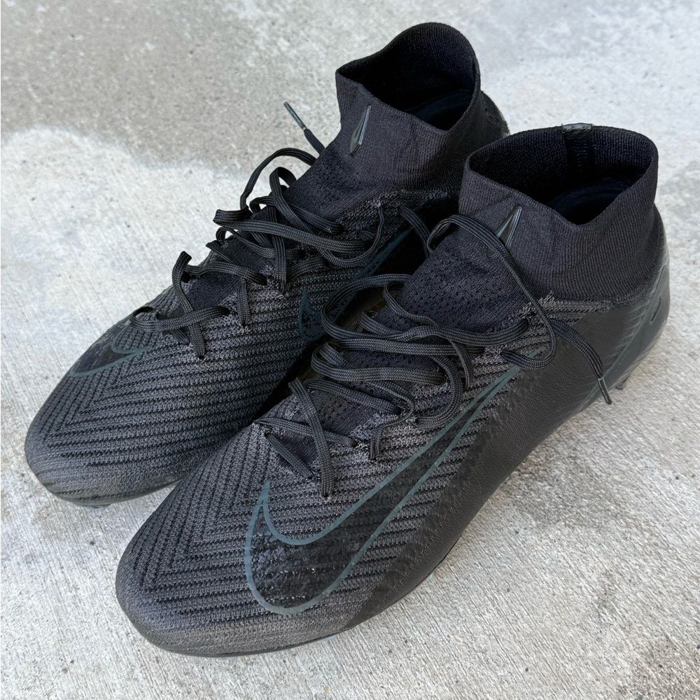 Nike Mercurial Cleats - Picture 6 of 7